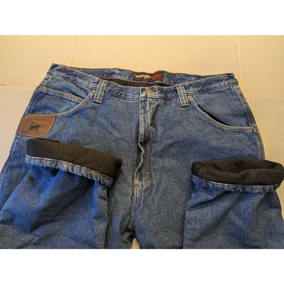 Wrangler Riggs Jeans Mens 36x30 BLUE Outdoors FLEECE LINED Work Wear DENIM PANTS - Picture 1 of 4